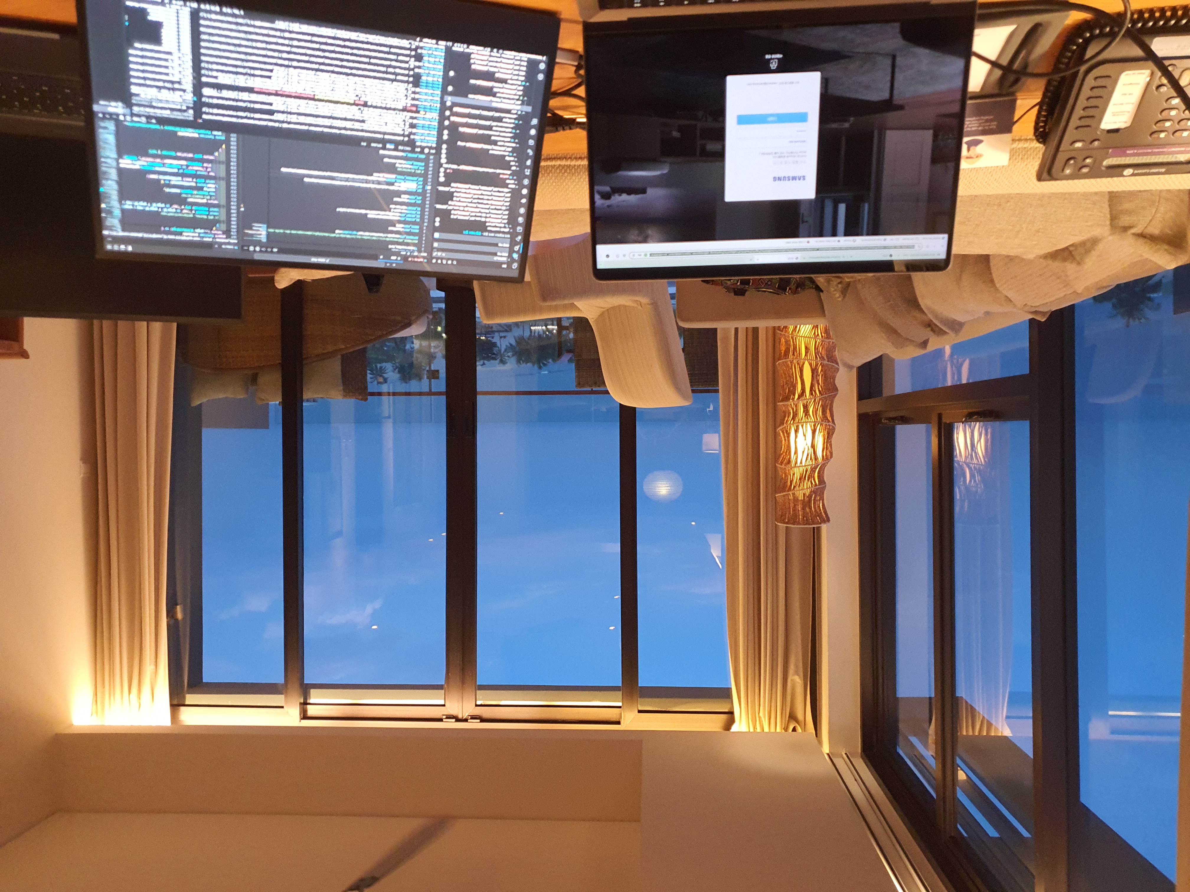 김포 오피스 공간 및 팀원들과의 협업 모습